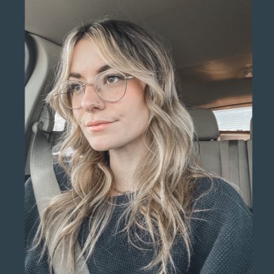 PerronRyann's tweet photo. Yup changed my hair again #NewProfilePic https://t.co/FulHywOIAB