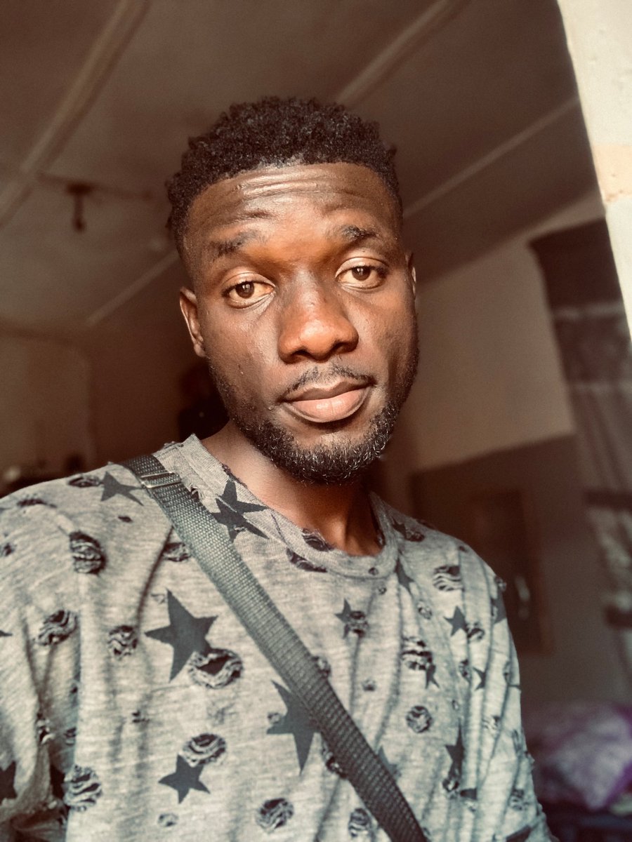 1big_x_'s tweet image. Handsome dark skin man
Media update, no forget say i be data plug
DM or call 07037469852 😊