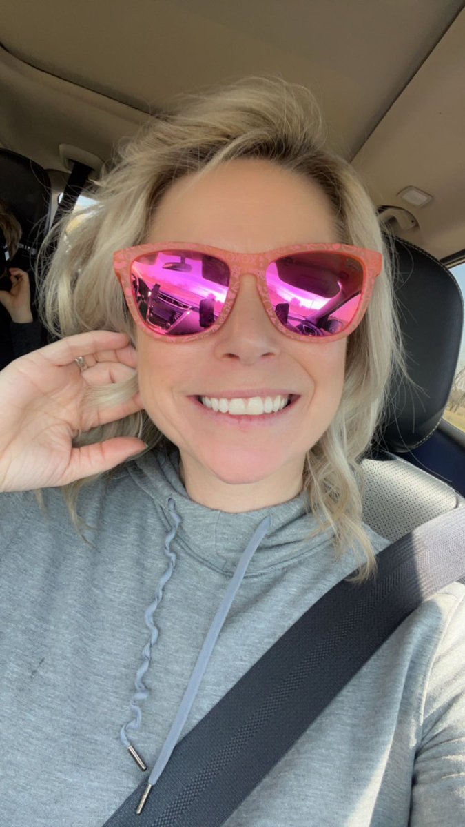 X-Ray Barbie💞; Sarah with an H (Mama Smoke) tweet media