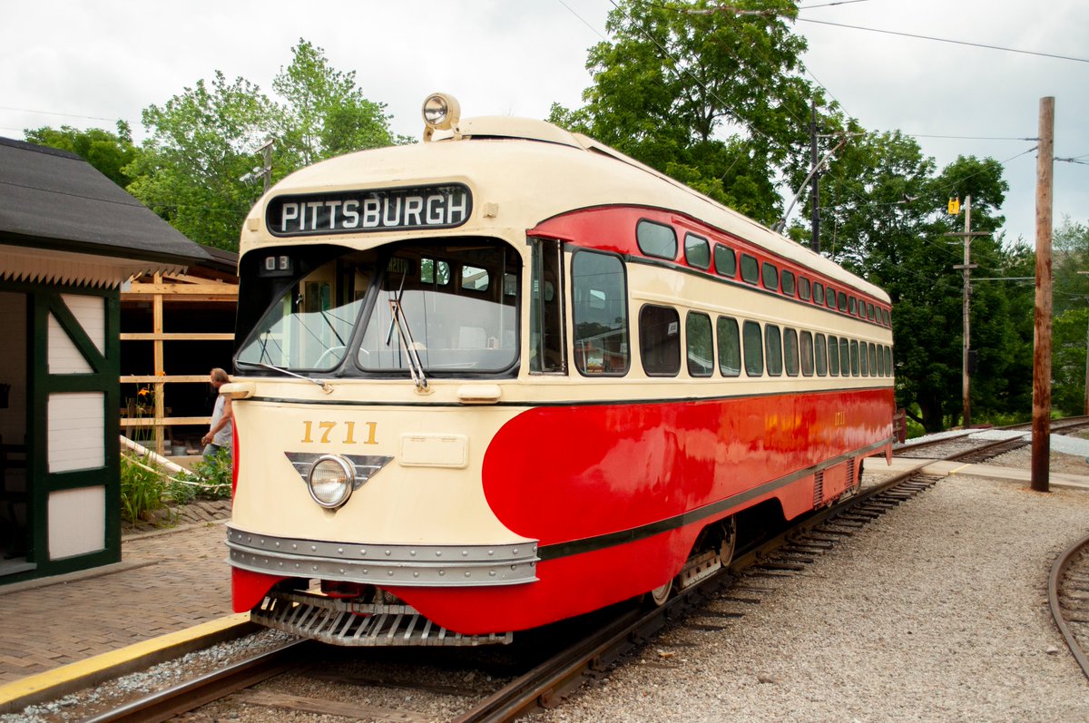 The Roundhouse tweet media