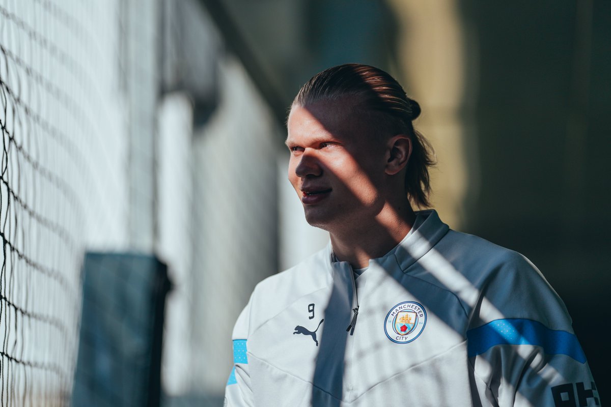 Manchester City on Twitter "Golden hour 🌞"