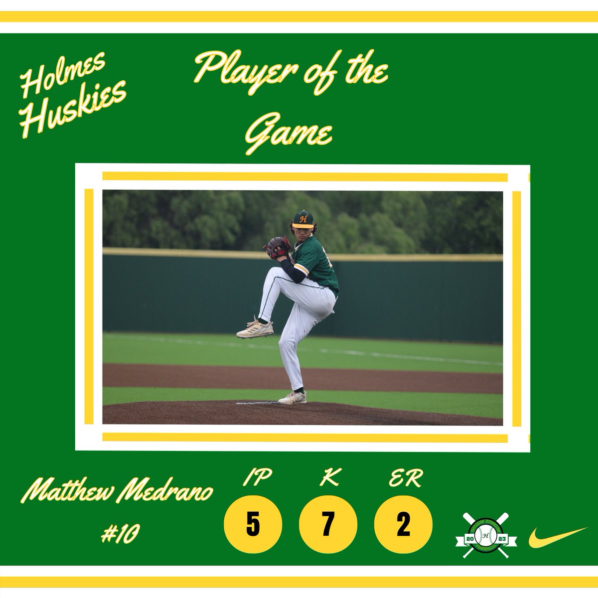 HUSKIES WIN!!! After two lengthy rain delays, the Huskies beat Sotomayor 4-3. Gritty pitching by Matthew Medrano and a clutch two run triple by Nico Garcia paced the win. Huskies improve to 6-5 in district play. ✅ District Win ✅ Season Sweep