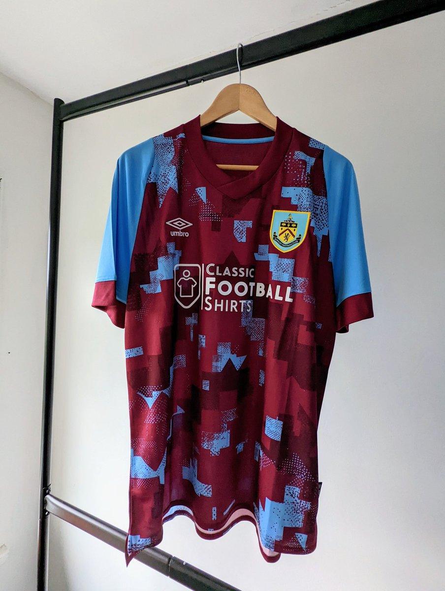 The_RainbowKit's tweet photo. Congratulations @BurnleyOfficial on their promotion! A magnificent effort from Vincent Kompany's Clarets! https://t.co/UM1IFtAccz