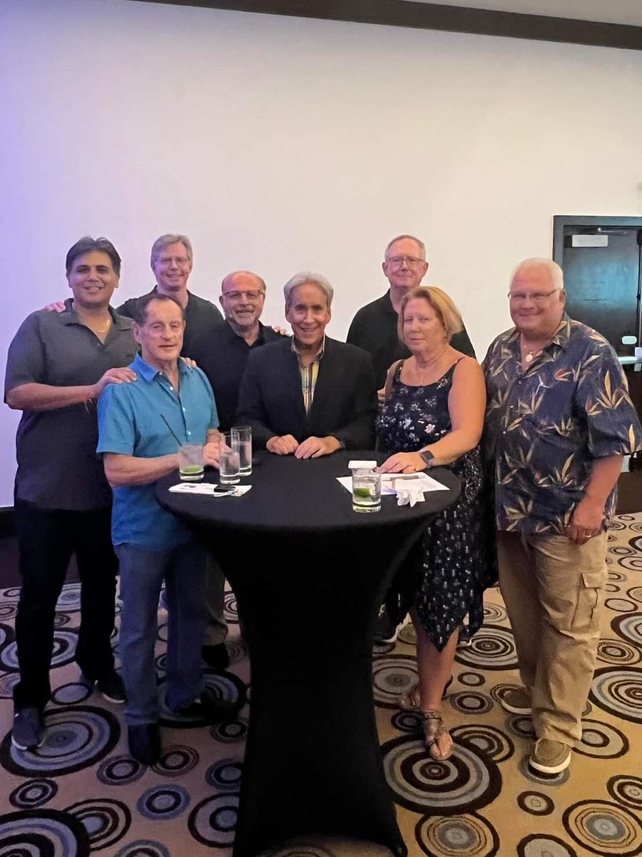 Bethmg1286's tweet photo. @Cbaftl @glassman4ftl  Some of the Central Beach Alliance Board members with our District 2 Commisioner. https://t.co/GQfLsl2JpJ