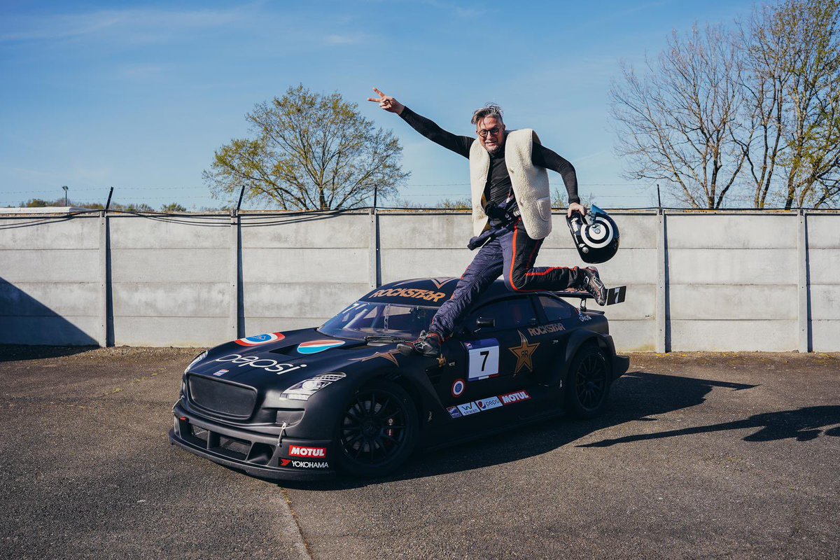 chaine_automoto's tweet photo. Allez, on RT en masse pour soutenir @Le_Tone qui roule en #Mitjet ce week-end, au @CircuitNogaro.
On sait pas vous mais nous, on valide cette livrée 🤩
#CoupesdePâques #FFSA @FFSportAuto https://t.co/AVzXAf3u2S