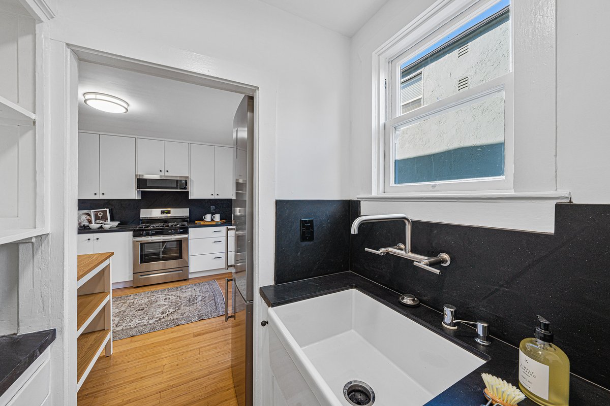 melodyhultgren's tweet photo. 441 Haight Ave
Alameda, CA
2 Beds | 1 Bath | Parking Space
$679,000

#openhouse
Saturday, April 8th, 2:00pm - 4:00pm
Sunday, April 9th, 2:00pm - 4:00pm
*Also available by Appointment
https://t.co/cwySjcohRL

Hosted by:
Melody Hultgren 
Founder/ Realtor/ DRE#01379851
(415) 6016915 https://t.co/vQweY4XCjW