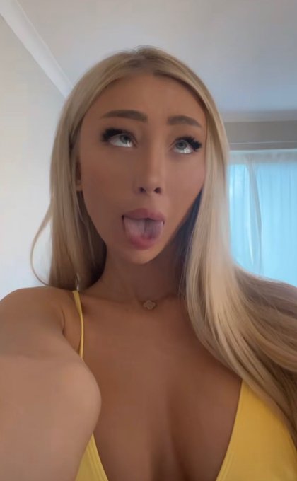 Got your text. Yes drop your load on my tongue.😈💦👅❤️💋 https://t.co/7oYBNtGBke https://t.co/SWDLVb2mZ