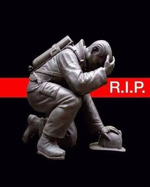 Kristy_tingi's tweet photo. @Burns227 I'm so very sorry for your loss😥💔
RIP HERO!❤️🙏🇺🇲 https://t.co/TuVw3NdwoF