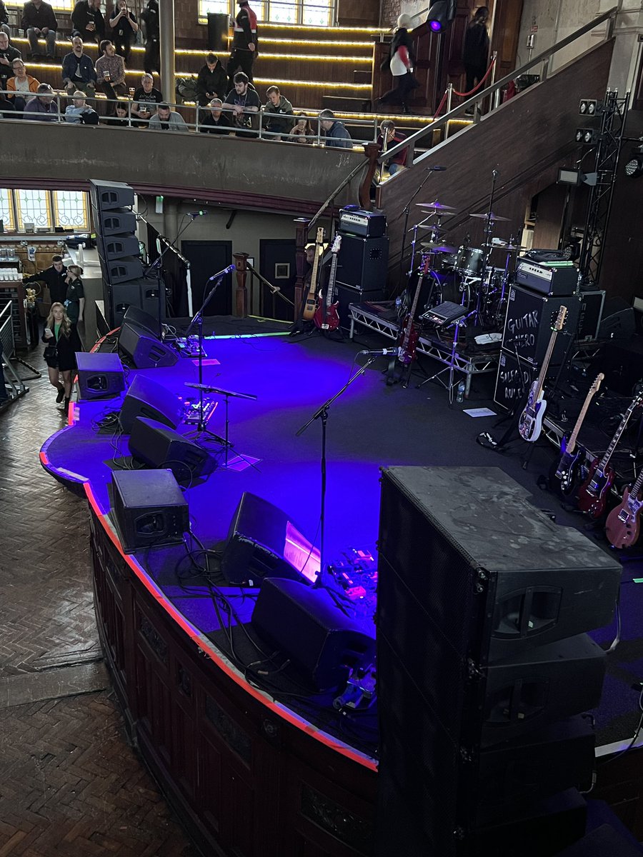 If last night was anything to go by #peterhook will be awesome again tonight. Come on Hooky 🎸 #manchesteralberthall