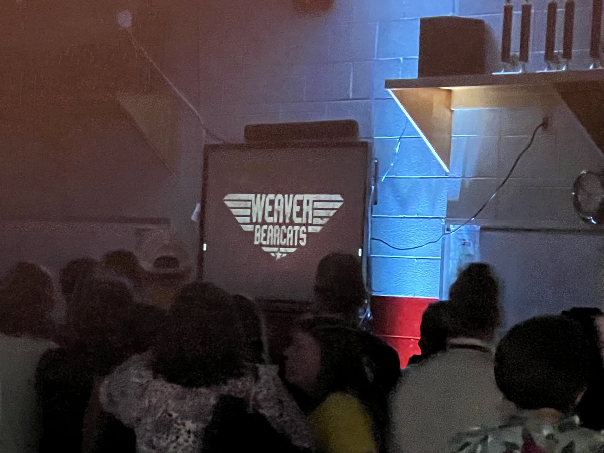 Julie Walker tweet media