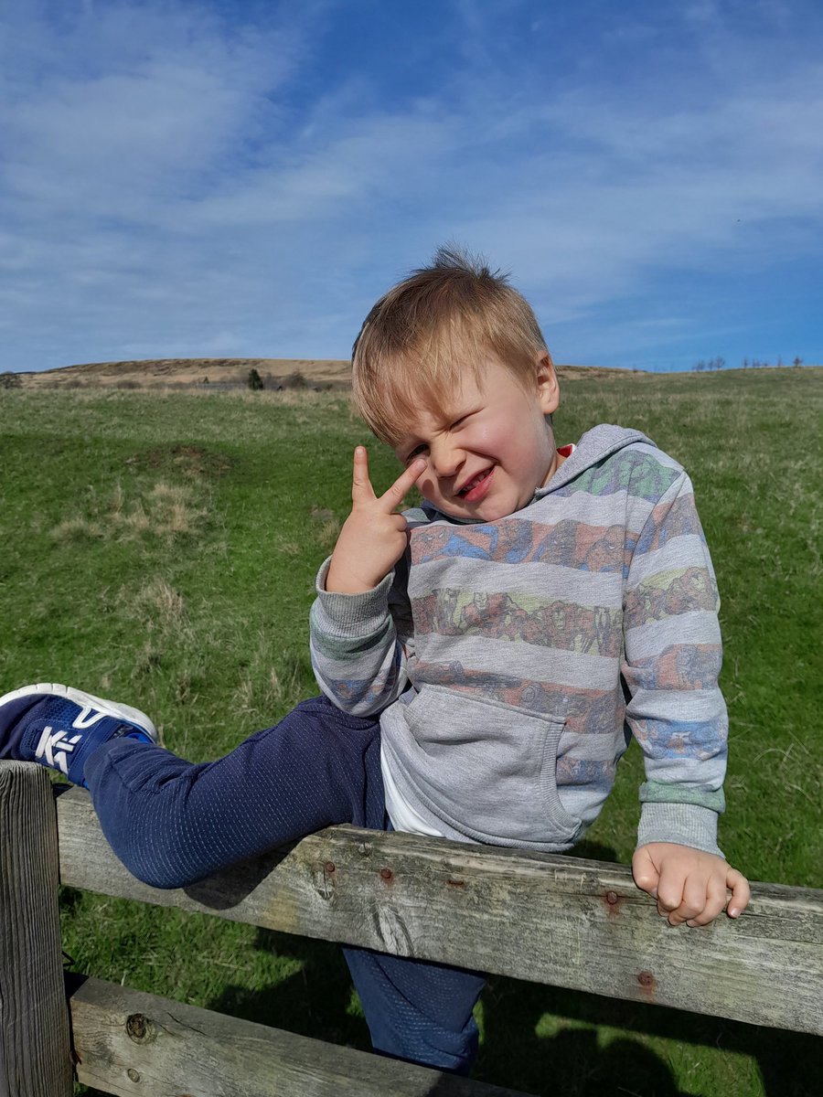 My youngest still hasn't quite mastered the peace sign.....and I'm just not ready yet to teach him.✌️🤣