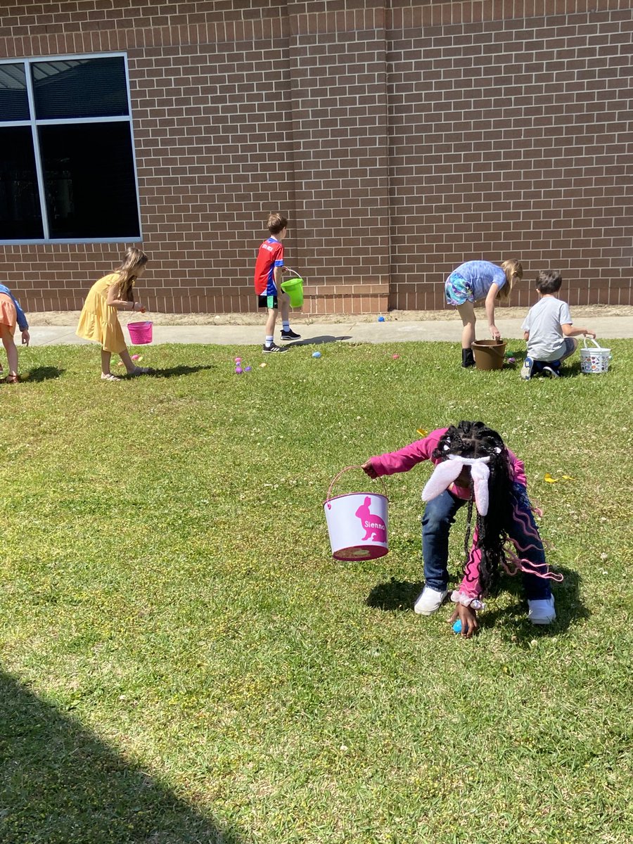 So much fun this week at ⁦<a href="/MCPSsandcastle/">MCPS</a>⁩. #teammcps #brightertogether