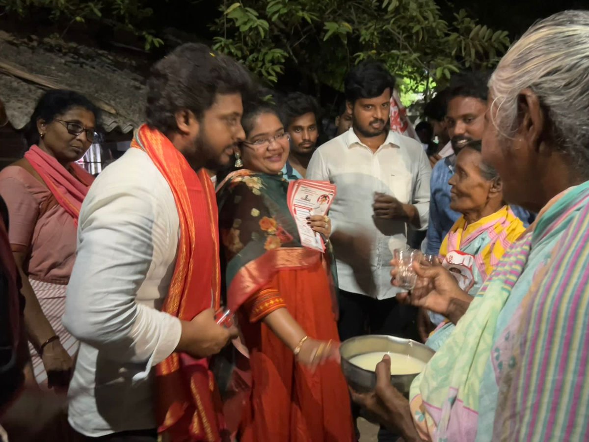 JanaswaramNews's tweet photo. 41. కొఠారు ఆదిశేషు - దెందులూరు నియోజకవర్గం 
" జనంలోకి జనసేన " కార్యక్రమం
@AdiseshuKotaru https://t.co/SCWk25fwOV