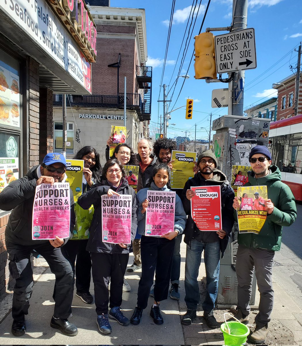 DBrabblerouser's tweet image. Awesome Justice for Workers postering run in Parkdale today. Postering for #StatusforAll, solidarity with nurses and Enough is Enough! 

Good times on Good Friday. 

#EnoughIsEnoughON #Justice4Workers