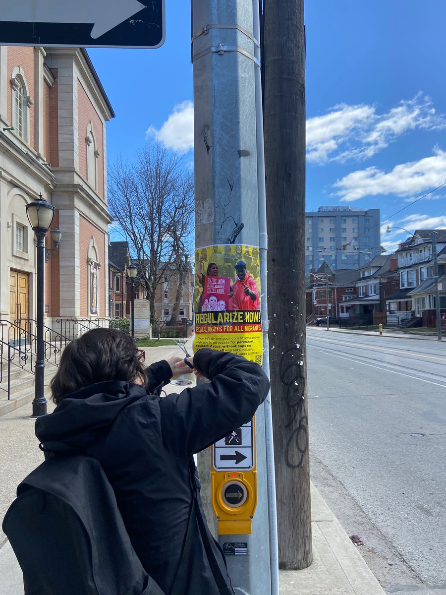 DBrabblerouser's tweet image. Awesome Justice for Workers postering run in Parkdale today. Postering for #StatusforAll, solidarity with nurses and Enough is Enough! 

Good times on Good Friday. 

#EnoughIsEnoughON #Justice4Workers