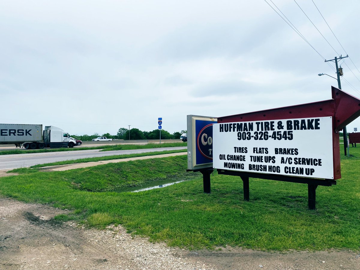Point31's tweet image. If you ever find yourself down I45 way… #signpainter