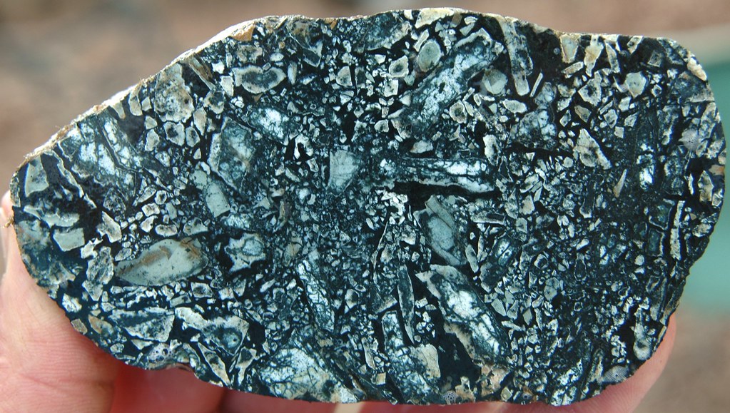 dario_mavric's tweet photo. Dallasite - yes named after Dallas Rd, Victoria, BC https://t.co/NoYmZo99gz via @YouTube
Very Cool BC Rock!!! #thefinders #dallasite #BCrockhounds https://t.co/UxB6FHBQuS