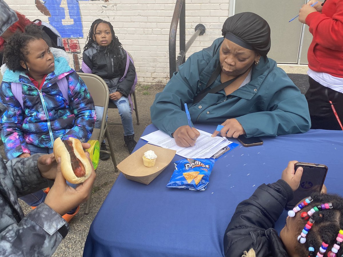 Hendley Elementary tweet media