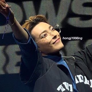 lika met ateez tweet media