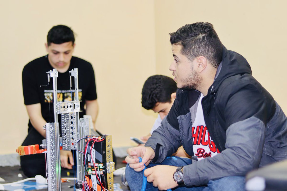 MISBOT7's tweet photo. استقبل فريق مدرسة المختار الدولية صباح يوم الثلاثاء الموافق 4أبريل 2023 فريق السوبر من مدينة بنغازي الذي تأهل رفقة فريق مدرسة المختار الدولية للروبوتات للبطولة العالمية المزمع اقامتها في الولايات المتحدة الاميركية منتصف الشهر الجاري.

- https://t.co/hN5CXh629I