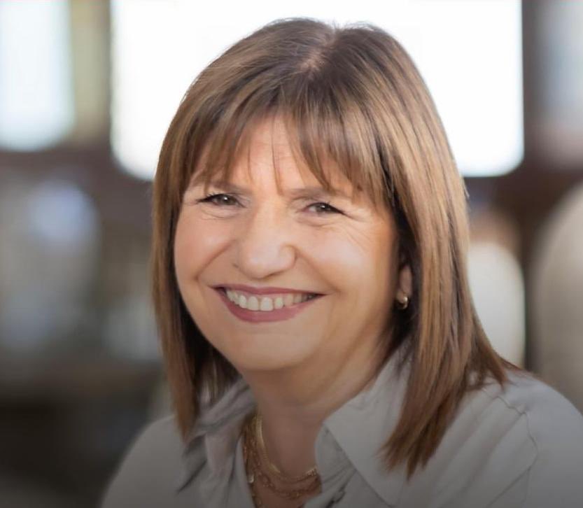 peladodelatv's tweet photo. ¿Votarías Patricia Bullrich para presidente?  

SI 👉 RT // NO 👉 FAV https://t.co/ymSgX1AWOd
