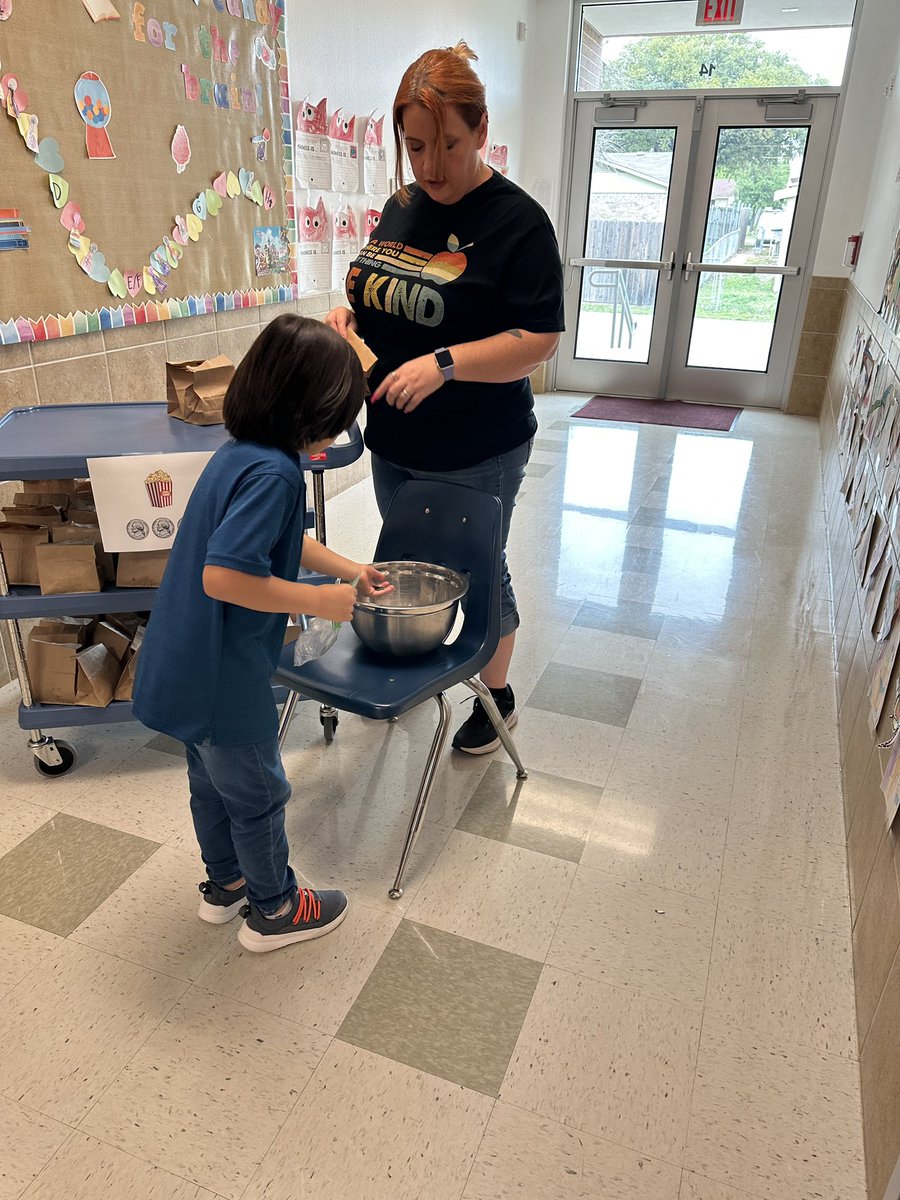 missortizsclass's tweet photo. MOVIE THEATER DAY! They worked hard all week to earn money for doing their classroom jobs. Today, they used that money to purchase movie tickets, popcorn, and juice!🍿🎥 (I wish real movies tickets only cost 50¢🤪) @BlantonBulldogs https://t.co/6k1uNRGj6A