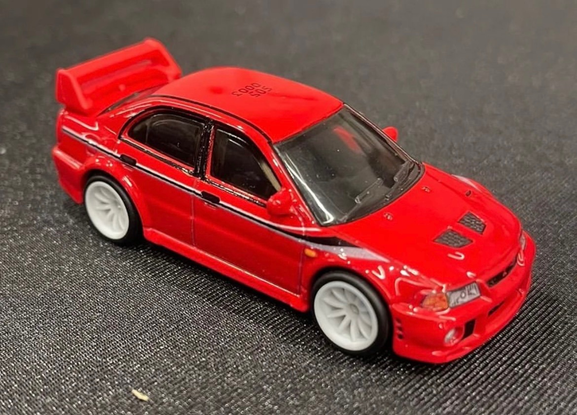 ILOVEDIECASTCAR's tweet photo. 深夜の徘徊
#ホットウィール
#thunted https://t.co/kBxlnn56bG
