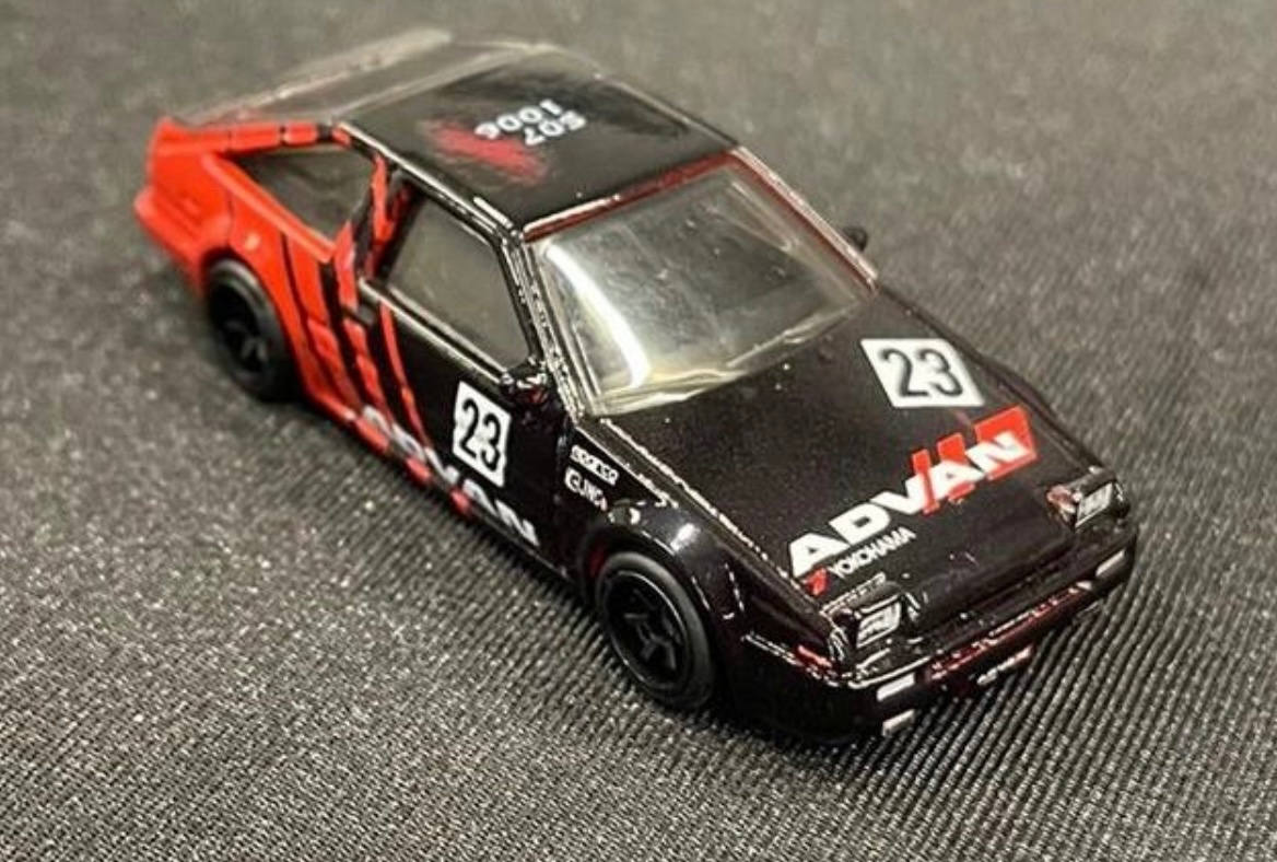 ILOVEDIECASTCAR's tweet photo. 深夜の徘徊
#ホットウィール
#thunted https://t.co/kBxlnn56bG