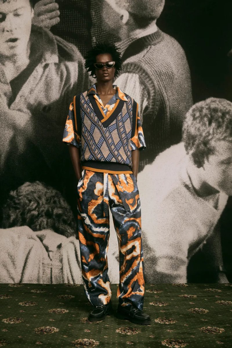 VogueRunway's tweet photo. Discover every look from #NicholasDaley's fall 2023 menswear collection: https://t.co/s4nz3J22GQ https://t.co/nE7X8tcKAc