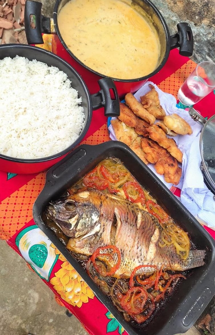 JessyLopes22's tweet photo. Dei aulas no almoço de hoje 😋🤤 https://t.co/UIBzt3tcrg