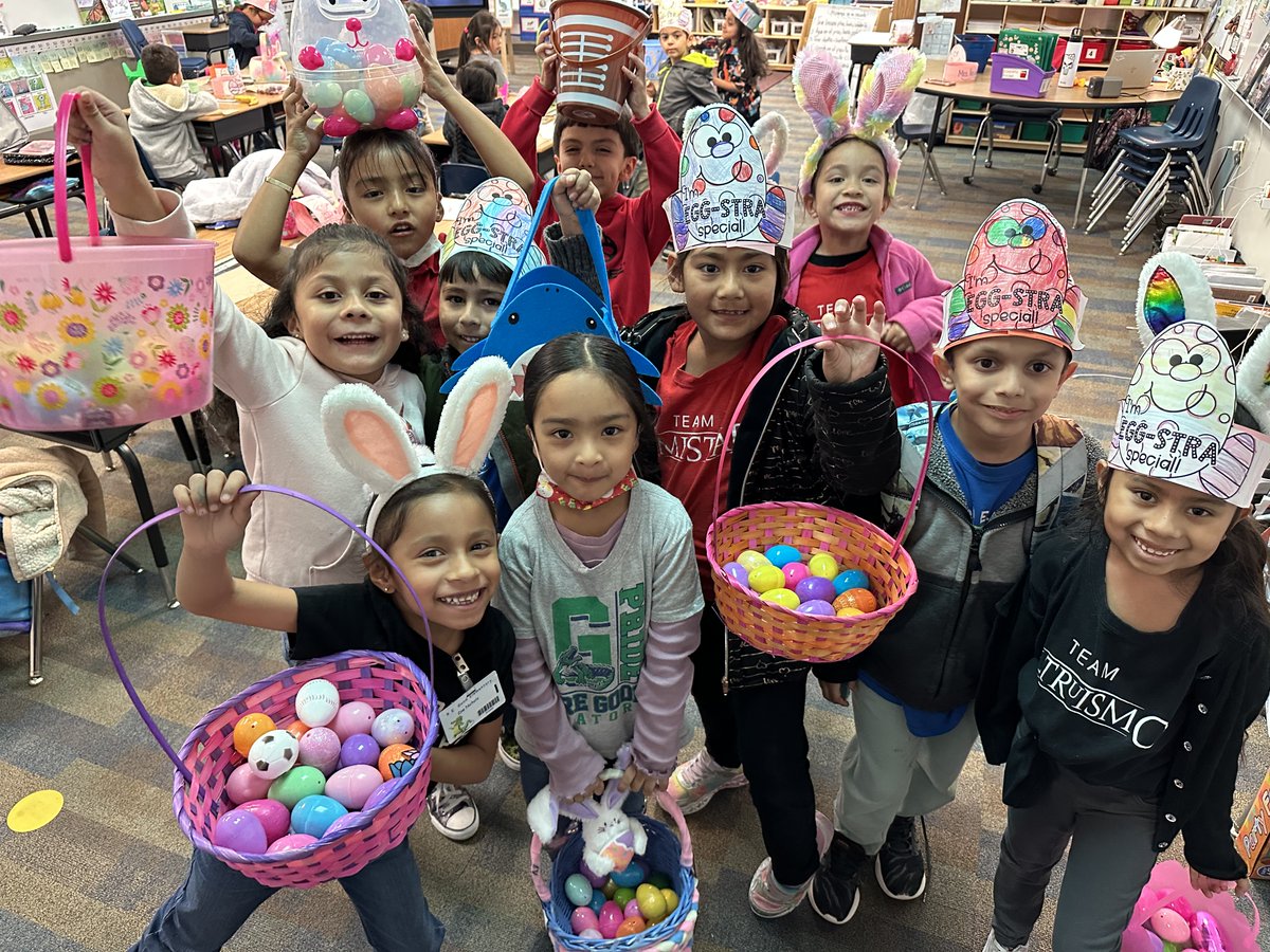 goodgators's tweet photo. 🐰Some-bunny knows how to have a GOOD time!🐇🥚🎊🥰💕✨@MsCarltonK @CFBISD @EldredgeWendy @drdanawest @susanmachayo @KOSullivanCFB @AgueParedes @TrevinoTweetsED @KerbowRoxana18 https://t.co/u55mOwNL4a