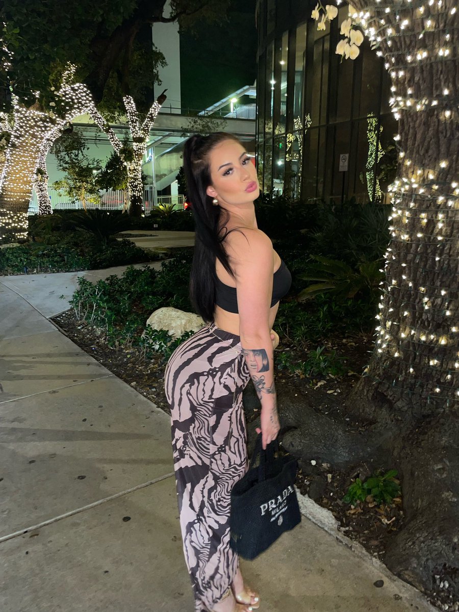 DemiGoddess🪽 tweet media