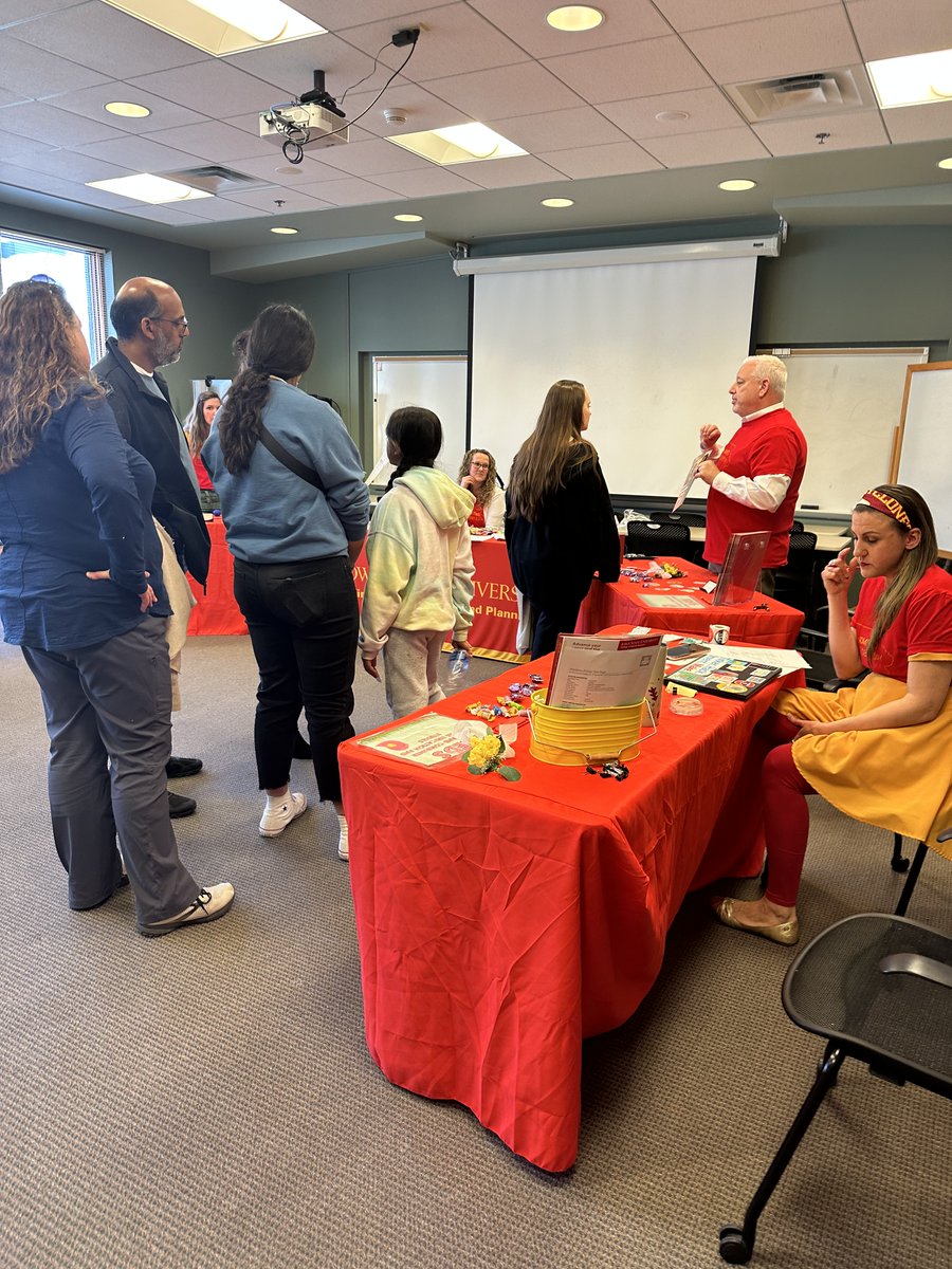 HDFS_iastate's tweet image. Happy admitted student&apos;s day! We are so excited to see all the future cyclones on campus today! ❤️🌪 #HDFSProud #CyclONEnation