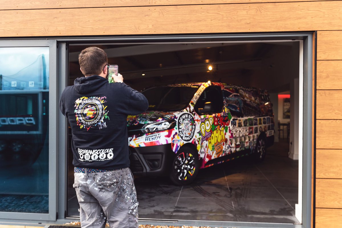 Popbangcolour's tweet image. LOVING the photos @NWVT captured @paddlup of the @HendyGroup x @popbangcolour Proace that was recently wrapped by signsandgraphicsukltd &amp;amp; designed by @5jhdesigns 

🚐🎨🛞✍🏻📸

#ToyARTa #NWVT