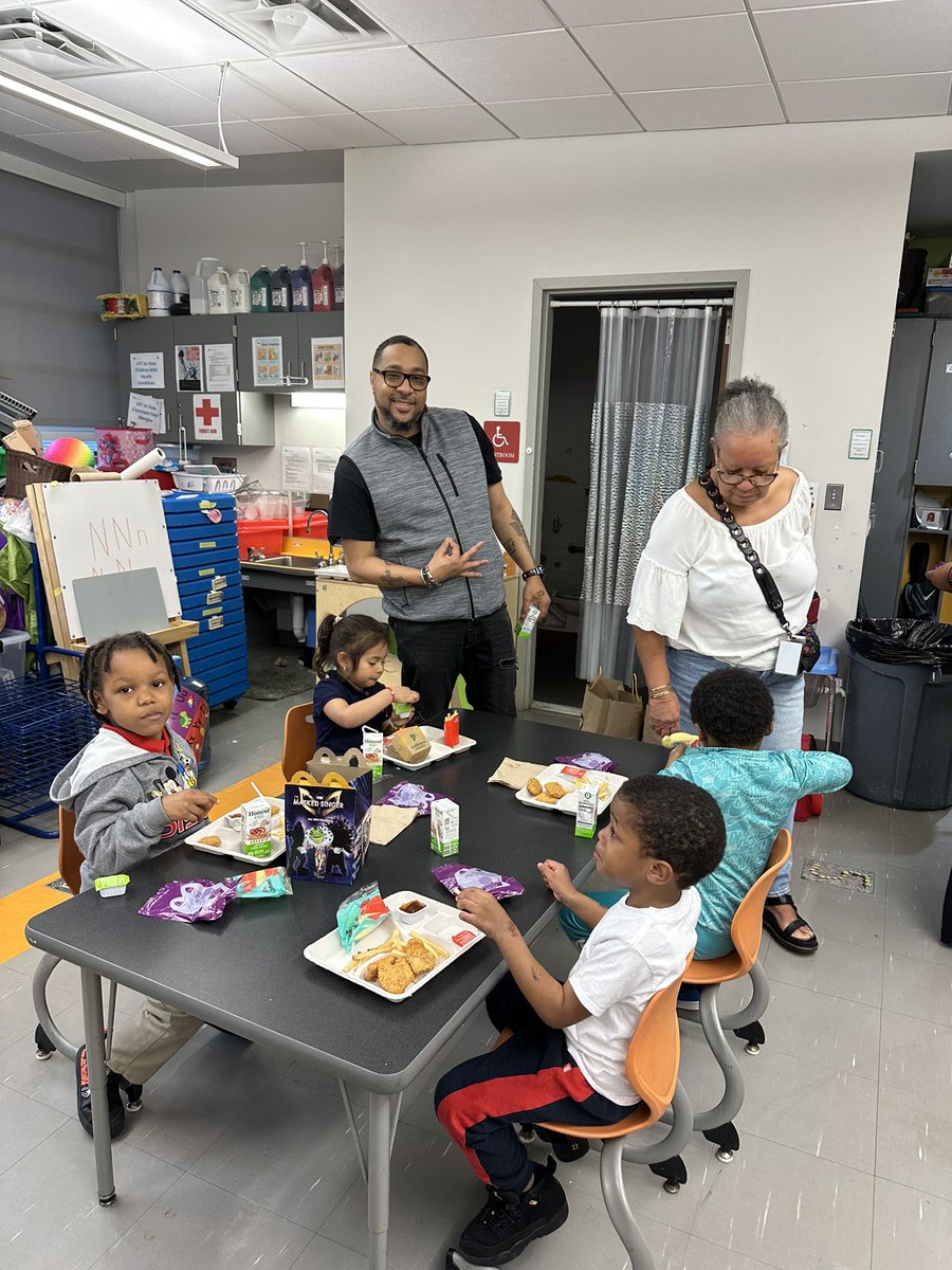 Erie Drew tweet media