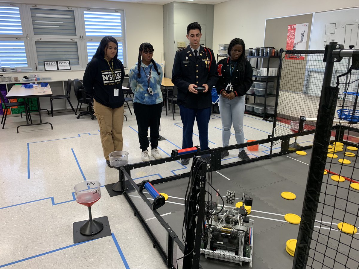 Ari Odzer tweet media