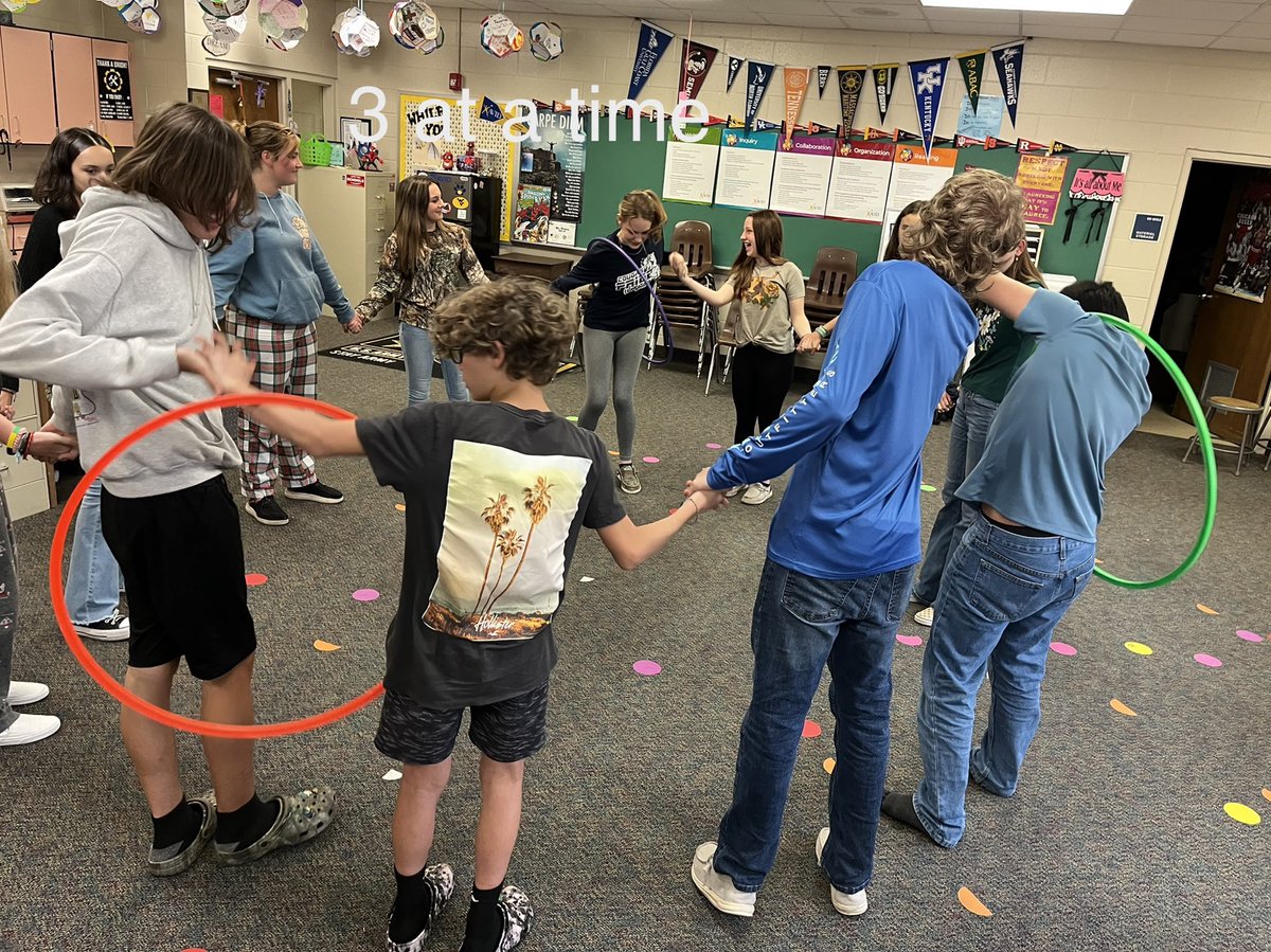 sing4glory's tweet photo. Cooperative learning activities for our Fun Friday included Turn the Tarp, hoop ring rangle, and lava land (not shown) for problem solving practice. #leaders #AVID #COLLABORATION #teamwork https://t.co/Q48p1V4eHU