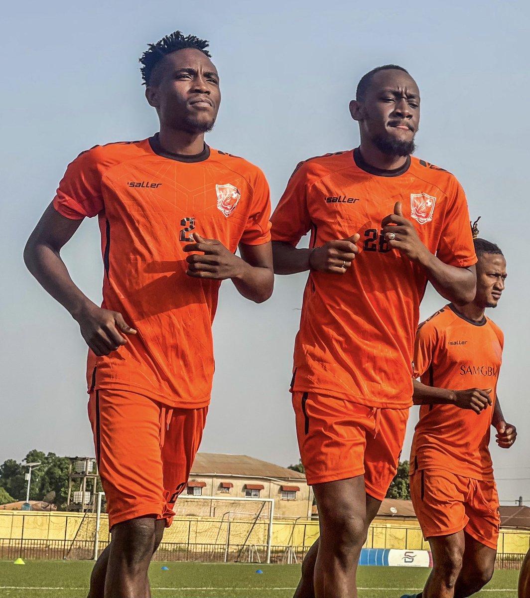 HACofficiel's tweet photo. 🗓️ Les Matamkas préparent le match en retard (J18) contre le 𝗠𝗶𝗹𝗼 𝗙𝗼𝗼𝘁𝗯𝗮𝗹𝗹 𝗖𝗹𝘂𝗯 prévu ce dimanche 9 Avril au Stade M’balou Mady de Kankan…
#Ligue1Guicopres #MiloHAC
#PanAfricanTeam 🔴⚪️ https://t.co/ZEtlb1BuNB