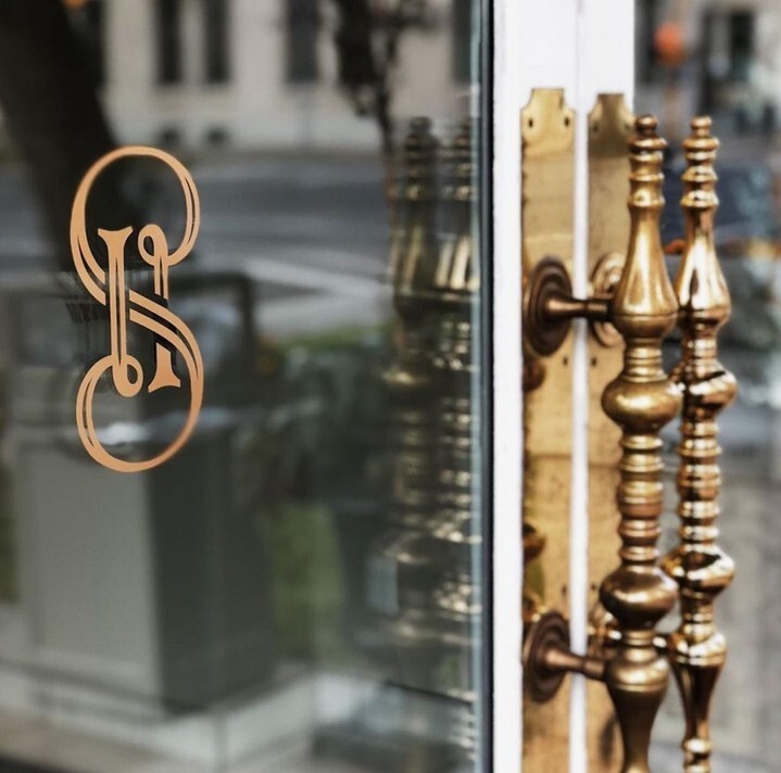 We are opening our doors to Spring! Easter brunch &amp; tea this weekend - watch for our Mother’s Day offerings announced soon! 

📸 @careyshawphotography 

#easter #eastertea #easterbrunch #brunchbuffet #hotelsk #staytrue instagr.am/p/CqvzdwJyHX0/