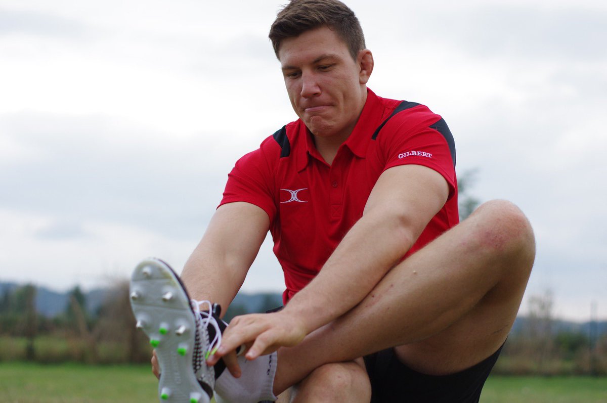 MetzFabrice's tweet photo. Avec @GilbertRugby_FR, j'ai trouvé chaussure à mon pied (même si c'est pas évident au premier coup d'oeil 😅)
Merci à @GILBERT_RUGBY de m'accompagner et de m'équiper depuis 6 ans maintenant 🤝
Je ne vous embêterai pas 6 ans de plus, promis 😉
#GilbertRugby #GilbertFamily https://t.co/qRuimC25Y2