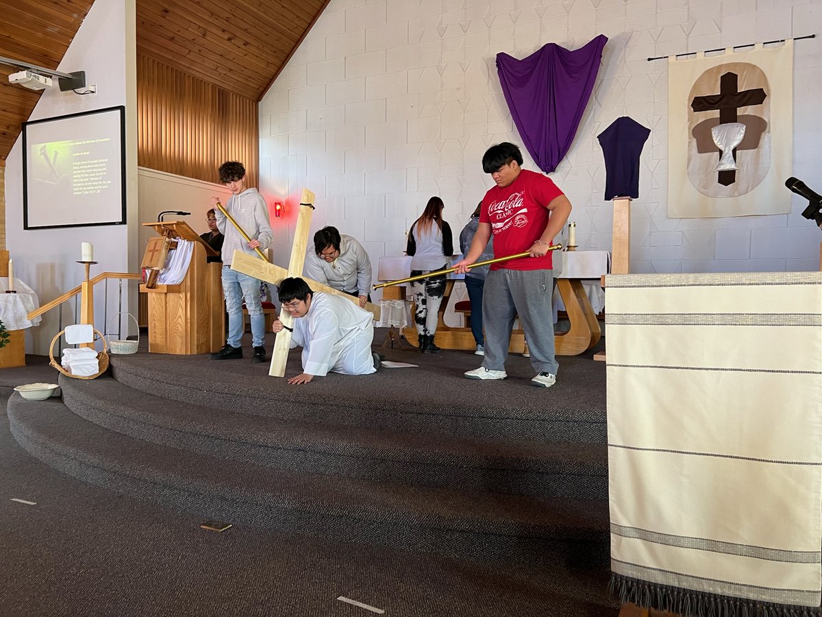 oneilltitans's tweet photo. TY to our Chaplin Ms. Whitney for all the hard work she did to create a meaningful and spiritual Lenten journey for our @oneilltitans family concluding with a powerful liturgy performed by Ms B's drama class. TY St Peter's Church for hosting @RCSD_No81 #lordguideus #knowloveserve https://t.co/cpVBP45J5C