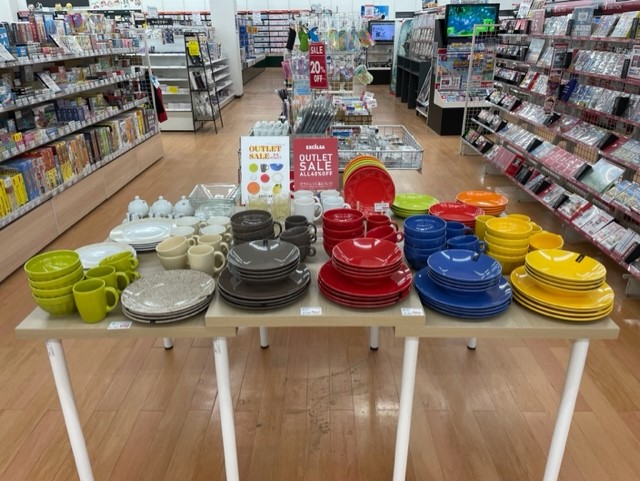 TSUTAYA90445869's tweet image. この春から新生活を始めた皆様、そして新しい食器を購入しようか迷っている皆様へ。#TSUTAYA 十和田元町店では5月7日（日）まで【#EXCELSA】アウトレットセールを開催しております。気持ちだけでなく毎日の食卓も鮮やかにしてみませんか。ご来店お待ちしております。
#十和田　#エクスチェルサ