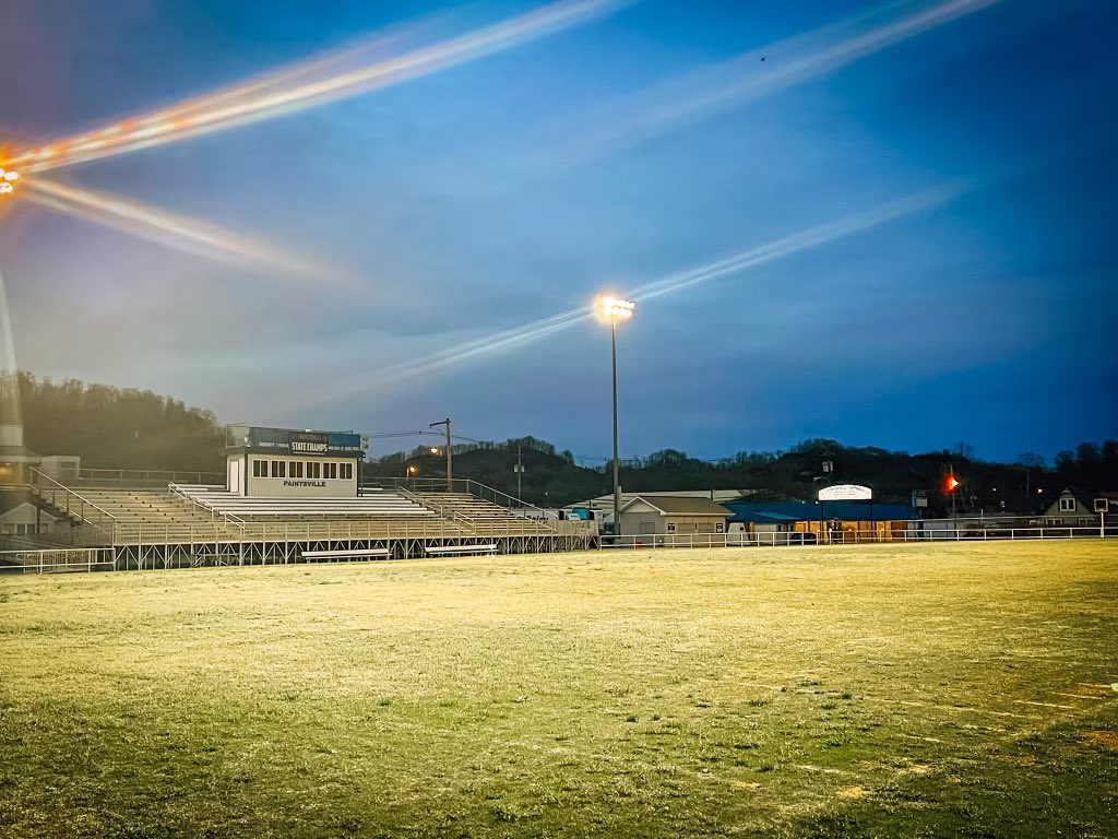 Lights are on at Memorial Field in honor of #80 Andrew Dodson 🙏🏻