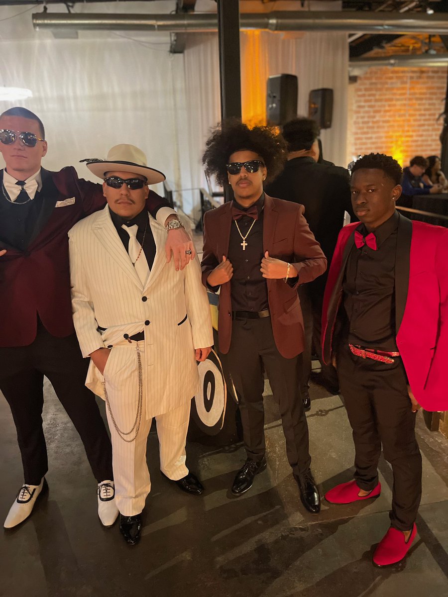Molina Jags looking good at prom😎 Go Jags! <a href="/dallasathletics/">Dallas ISD Athletics</a> <a href="/Coachbru3/">Coachbru</a> <a href="/JacobNunez27/">Jacob Nuñez</a> <a href="/MolinaHigh/">Moises E. Molina High School</a>