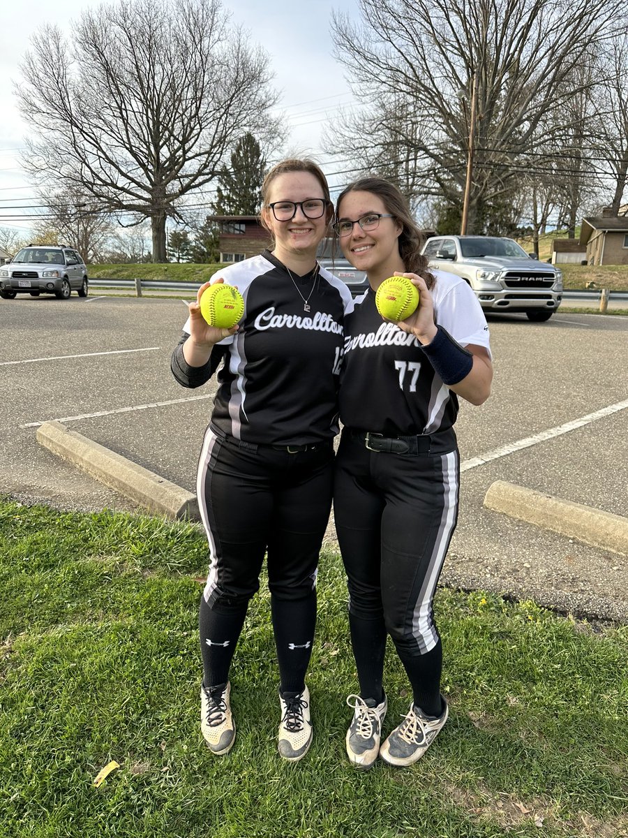 Hitters tonight! 
Congrats to Freshman Kearsten Ball on her first High School homerun. Then congrats to sophomore Kailey Delawder on her first HS homerun!! It may not have ended in a win but so proud of both these girls!!