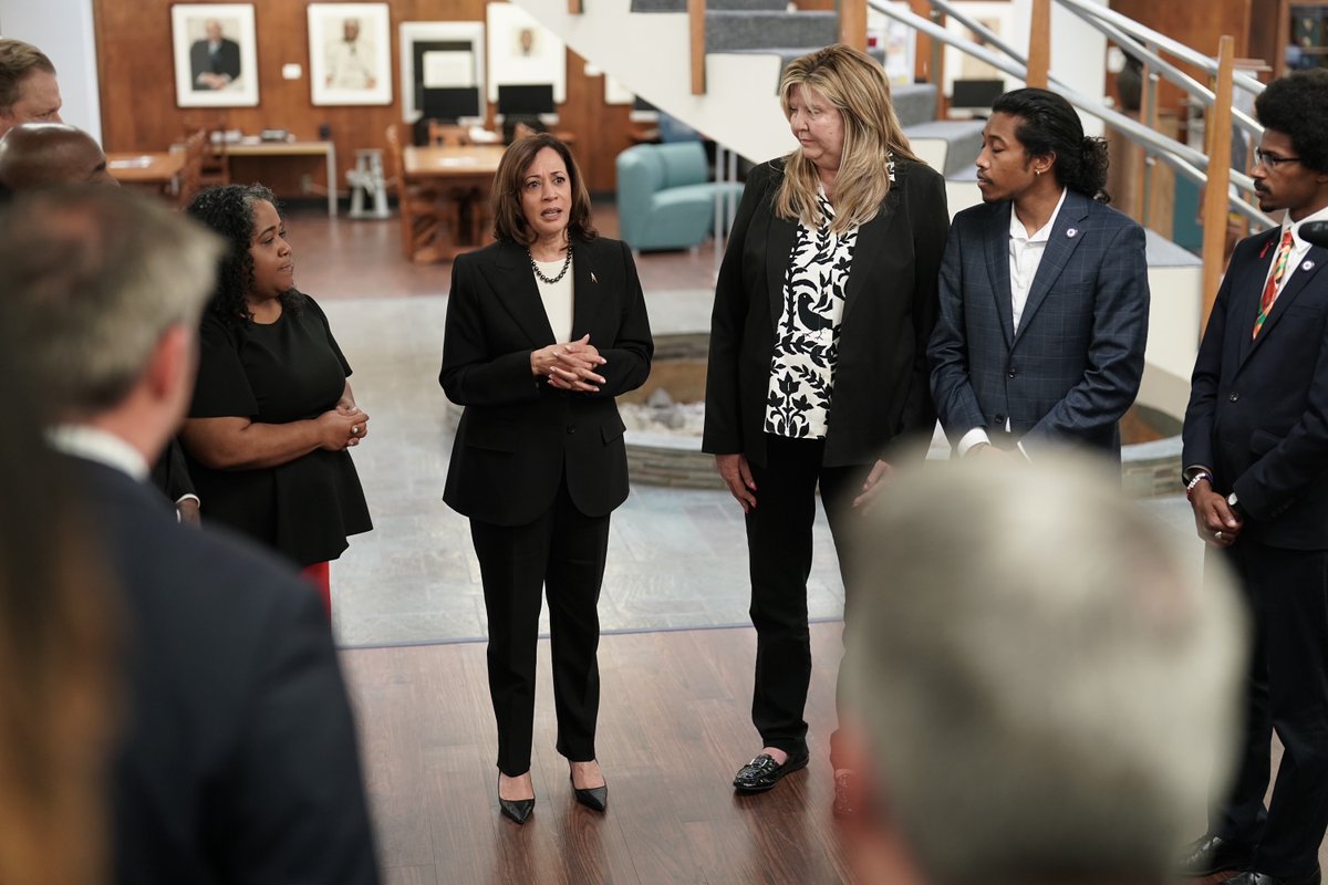 Today, I stood with parents, students, and the Tennessee Three.

They won't be silenced and their demands for gun reform must be heard. 

In Congress and in state legislatures around our nation, leaders must have the courage to act.