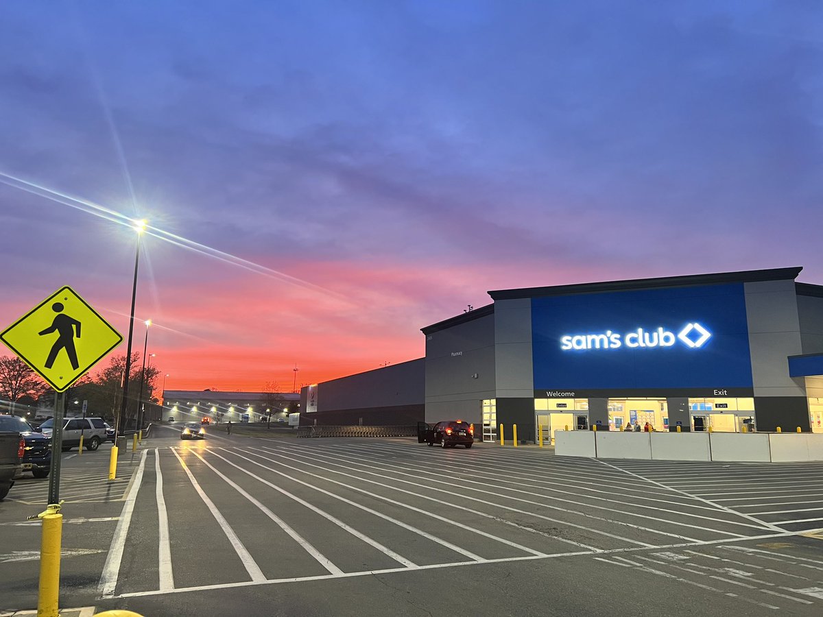 Morgan_Constant's tweet image. Free Friday night sunsets with a @SamsClub membership. Participating locations only.