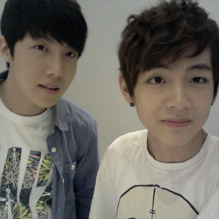 vanteficient's tweet photo. June 2012                        April 2023 https://t.co/z8sXme2296
