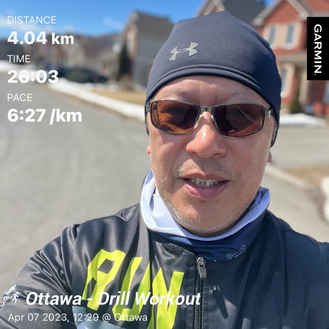 ottpak's tweet photo. #GoodFriday #RUNch to get this workout in. Decent pace but that’s what you get when you do 4x30” sprints to adjust your average pace.
#LeagueOfGarmin #outrunner #teamnuun #getoutside https://t.co/TqUFaqSBnQ