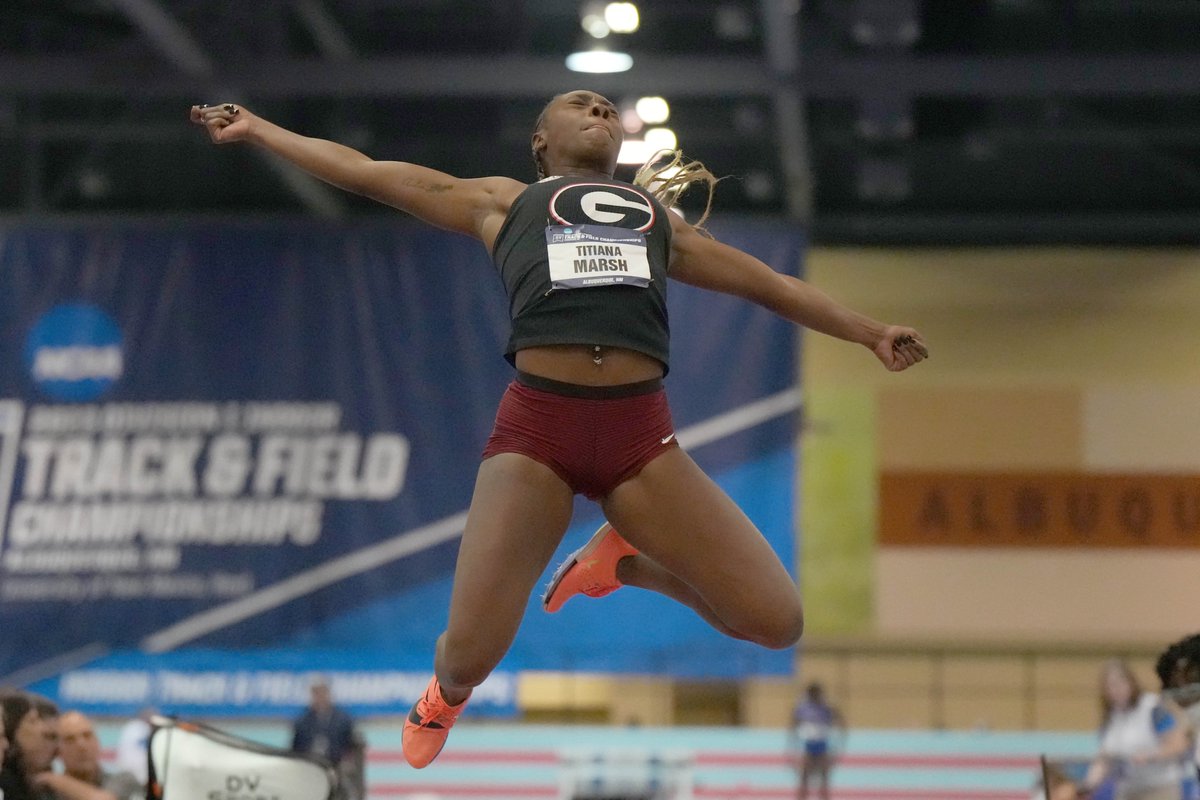 UGATrack's tweet photo. Titiana Marsh soars a season best effort of 6.25m/20-6.25 on her fifth attempt to be the top collegiate finisher (second overall behind #Dawgs legend Keturah Orji) in the long jump.
#GoDawgs | #23SpecTLInvite https://t.co/m8w5m7vC8g